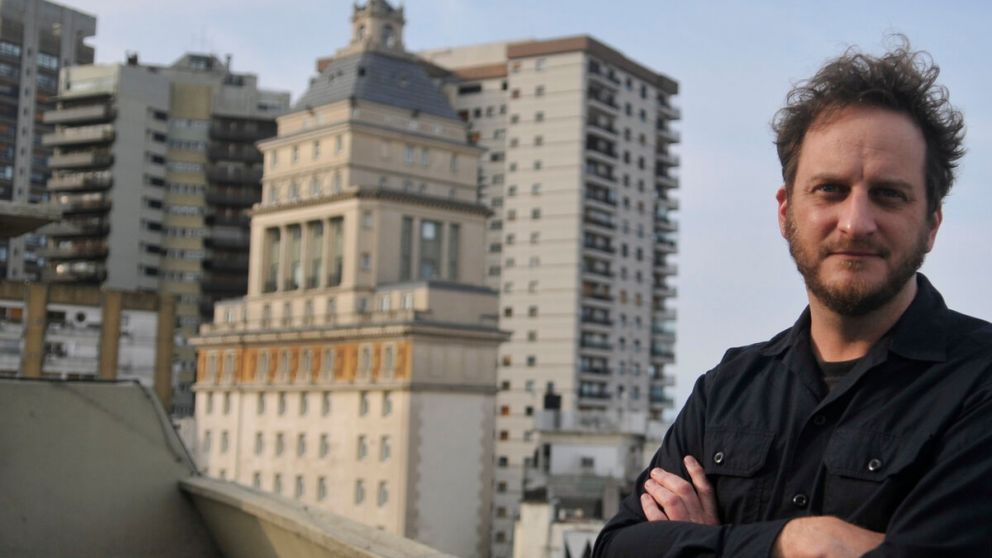 Jonathan Perel: "Mis películas exploran formas de hacer memoria"