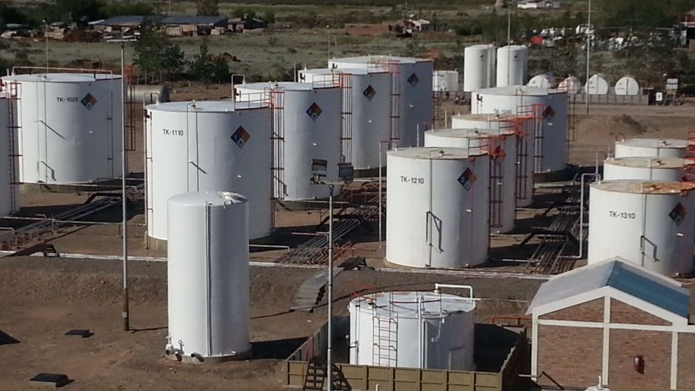 Con nuevos dueños, se reactiva una refinería neuquina cerrada en 2016