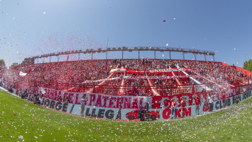 Proyectan que unos 2.000 socios de Argentinos Juniors tendrán su membresía