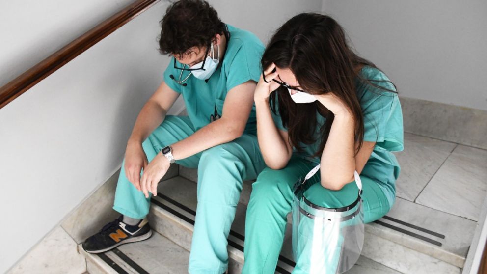 Personal de salud estresado, colisión de normas oficiales y segunda ola. Escenario complejo (Foto: Carlos Ventura)