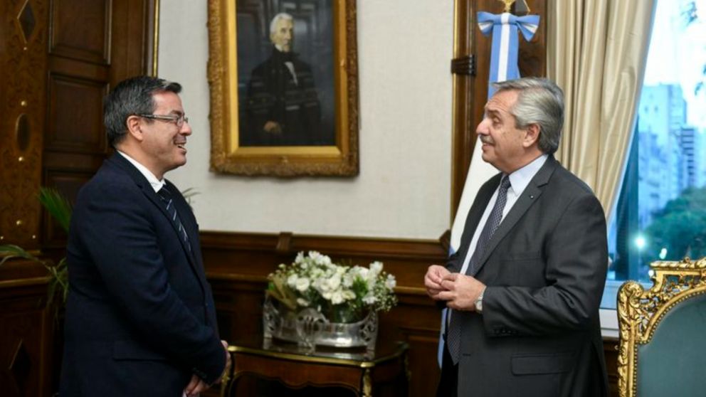 Las primeras 24 horas de la crisis en el FdT: de la renuncia de Máximo Kirchner a la elección de Germán Martínez