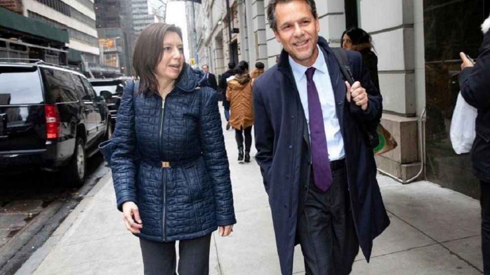 Julie Kozack y Luis Cubeddu negociaron con las autoridades argentina
