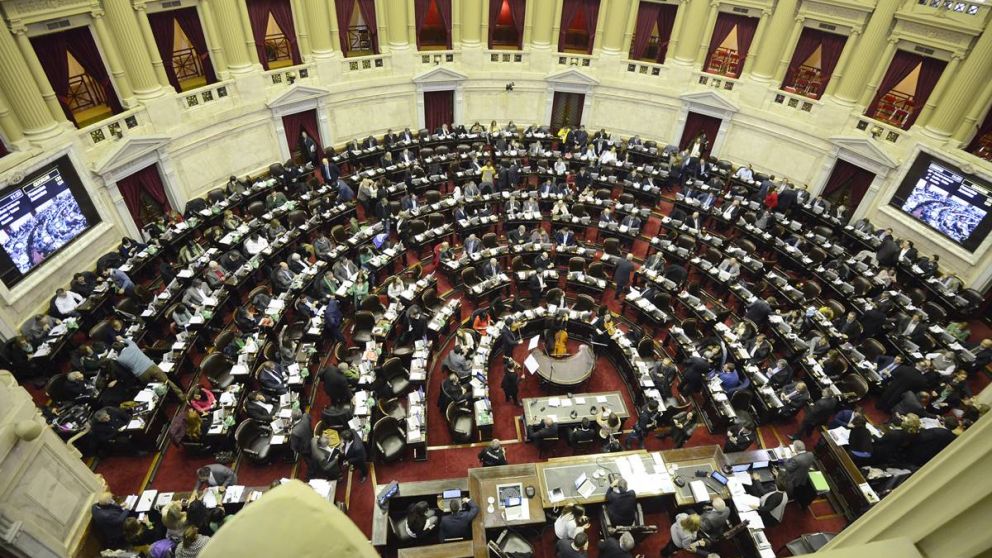 El Congreso buscará contrarrestar la posición del Ejecutivo sobre la crisis en Bolivia