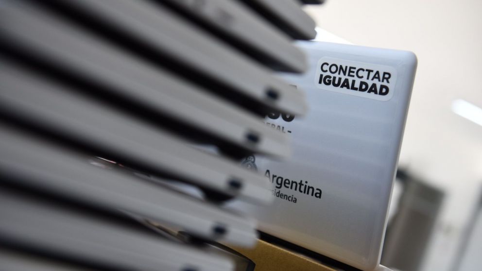 Computadoras del Gobierno para estudiantes