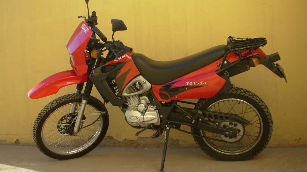 Rematan motos Mondial, modelo TD150L, y cuatriciclos de la misma marca, modelo FD200S
