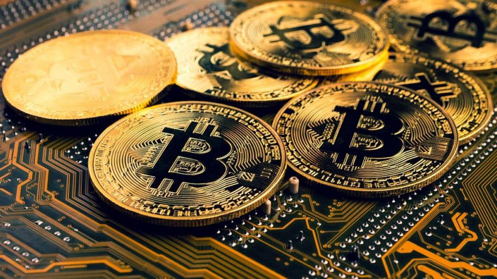 Efectos y causas de los cambios económicos con las criptomonedas