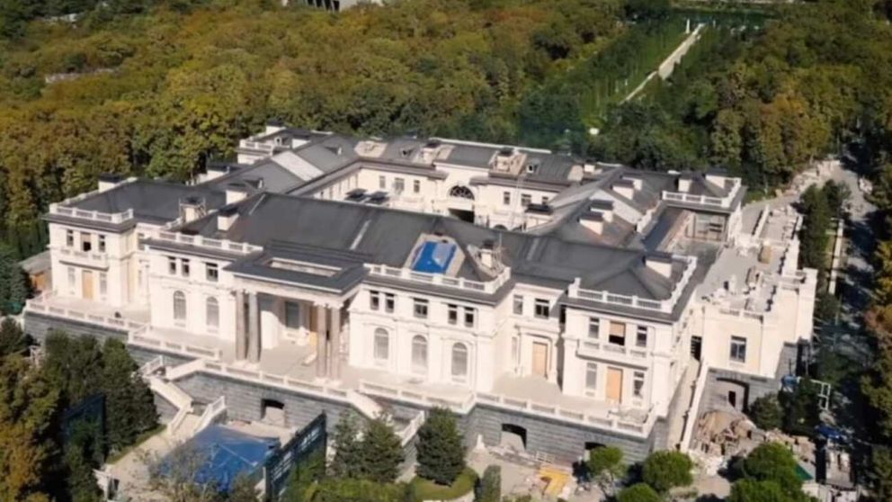 La impresionante mansión de Putin tiene hasta un control fronterizo, aseguran