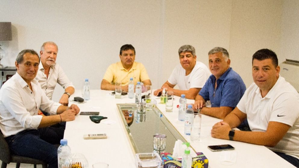 Voytenco recibió semanas atrás a referentes de la CGT y la CATT en la sede de su organización