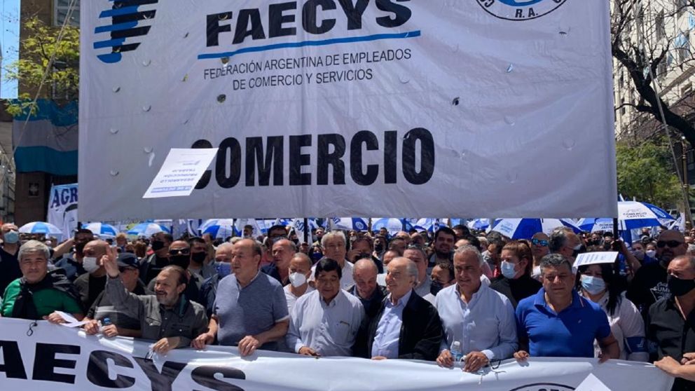 Sólo en cuanto a trabajadores y trabajadoras registrados, los mercantiles agrupan a 1.200.000 personas