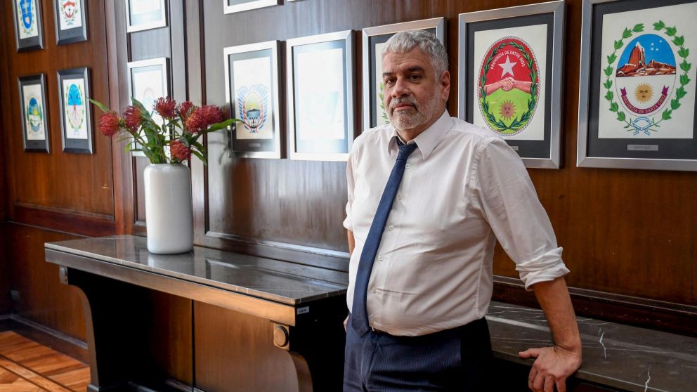 Roberto Feletti continúa la negociación para alcanzar una canasta de 1300 productos desde el 7 de enero