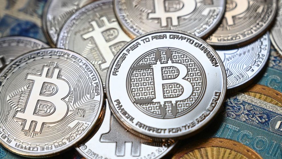 Mercado cripto en pesos retrocediendo por tipos de cambio