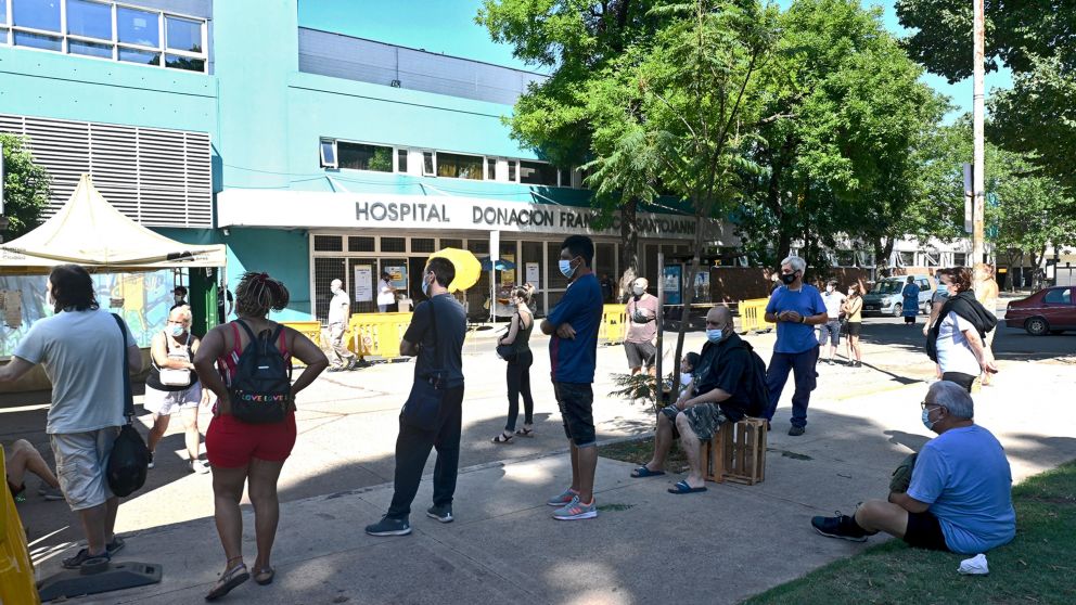 El número de positivos de coronavirus se dio en una baja cantidad de testeos