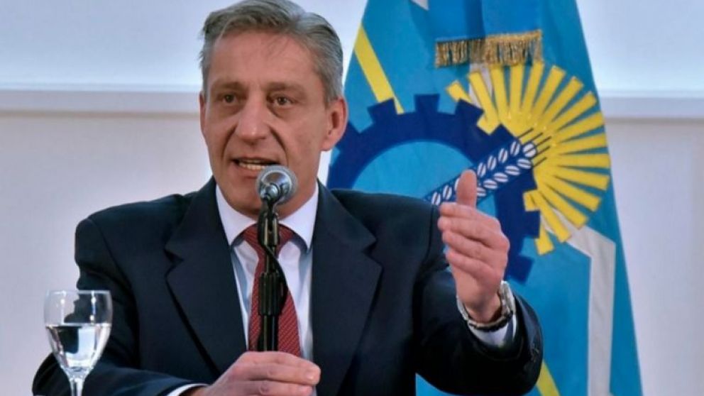 Arcioni ratificó la intención de avanzar con la minería