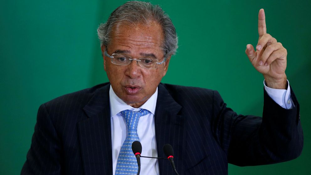 Paulo Guedes fue con los tapones de punta contra la oficina del FMI