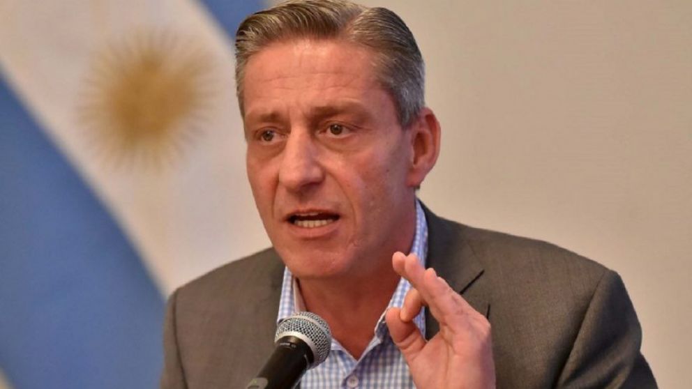 Mariano Arcioni promulgó la Ley de Zonificación Minera aprobada por la
Legislatura de Chubut