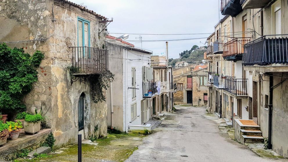 Sicilia busca 2.251 médicos para sus sistema de salud