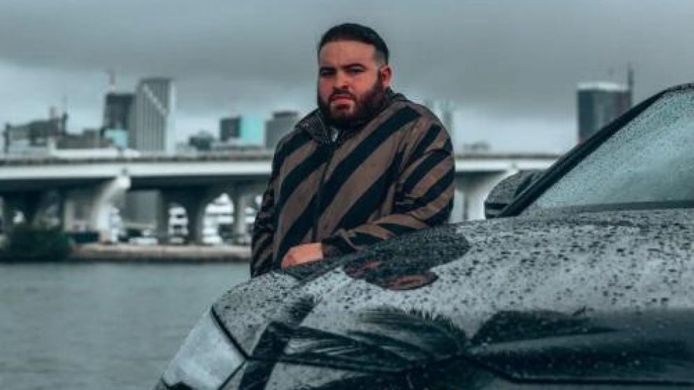 En Israel, fue seleccionado para ser parte de la "Unidad Secreta de élite"