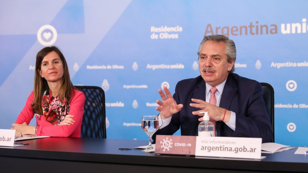 Alberto y la titular del Anses