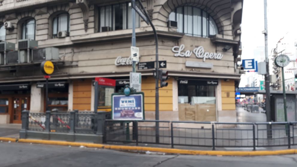 La Ópera, un clásico de la avenida Corrientes