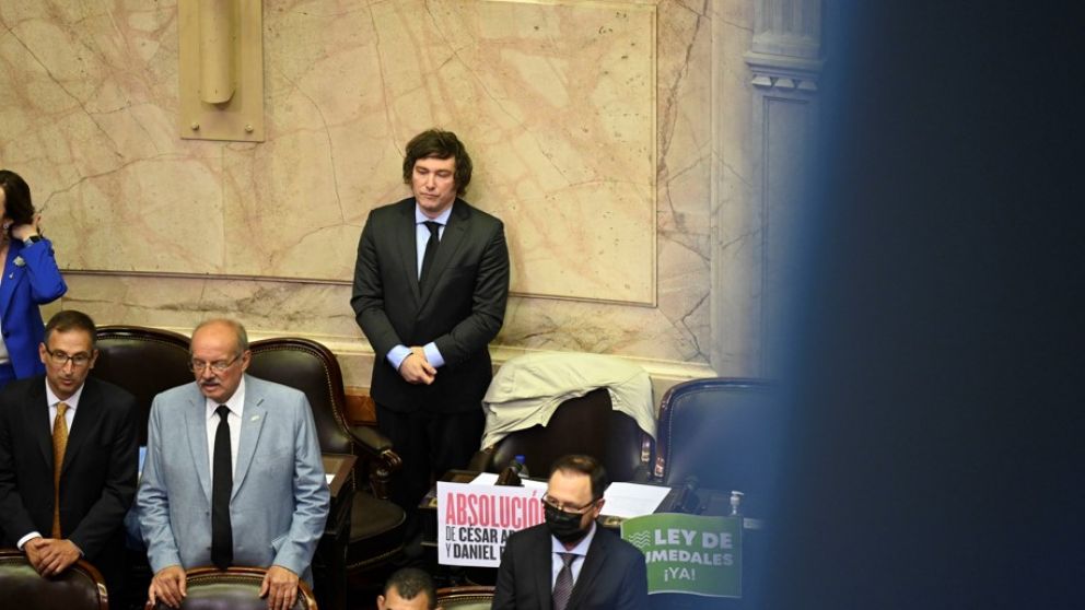 Milei juró este martes como diputado por La Libertad Avanza