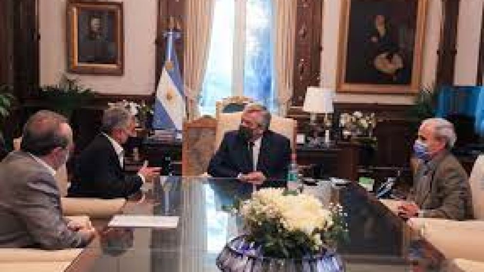 Bodegueros y Gobierno buscan eliminar aranceles chinos para el Malbec argentino