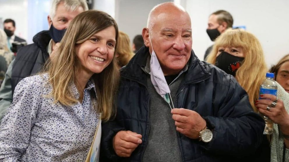 Fernanda Raverta adelantó que el Gobierno evalúa dar un bono de fin de año a los jubilados