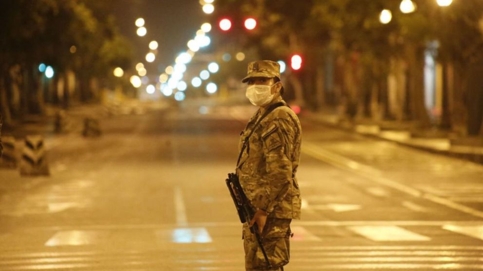 Las personas no podr�n salir entre la 1 y las 4 de la madrugada