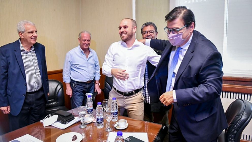 Guzmán con la cúpula de la CGT