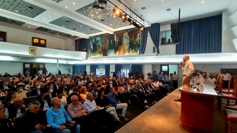 La exposición del ministro ante los sindicalistas de Azopardo