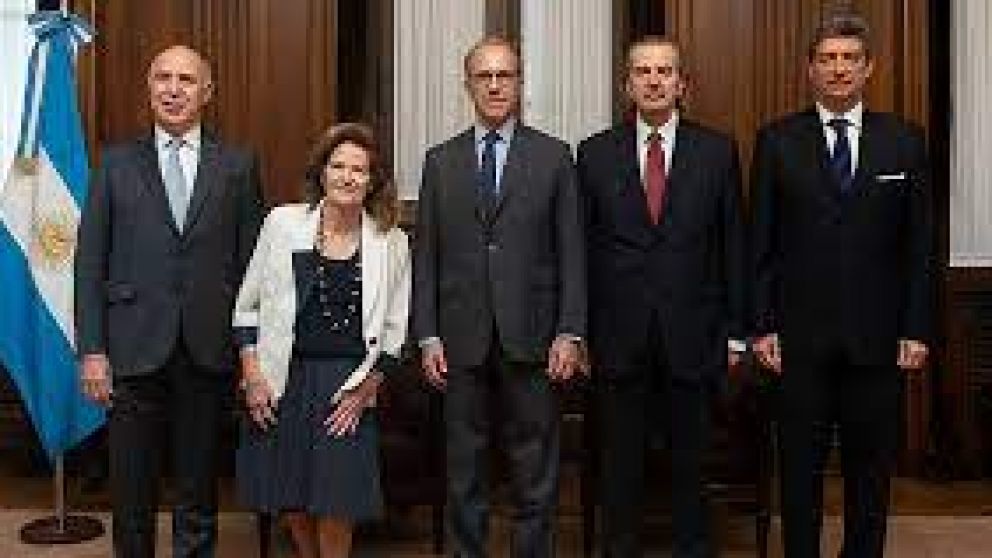 Amnist�a advierte al Gobierno que "hoy las mujeres no est�n representadas en la Corte Suprema