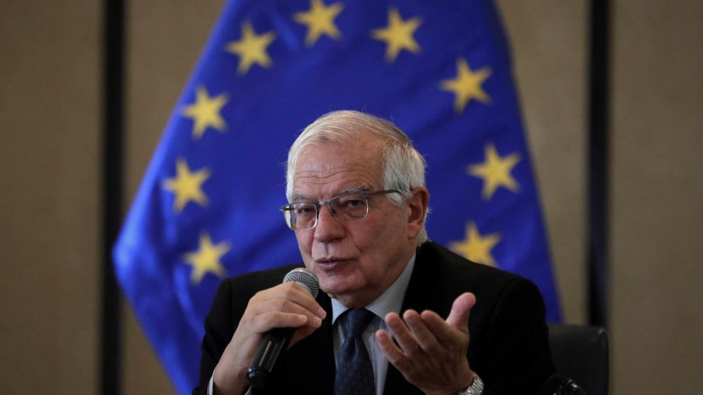 " No podemos cerrar nuestras fronteras a la migración, pero hay que regularla", subrayó Borrell