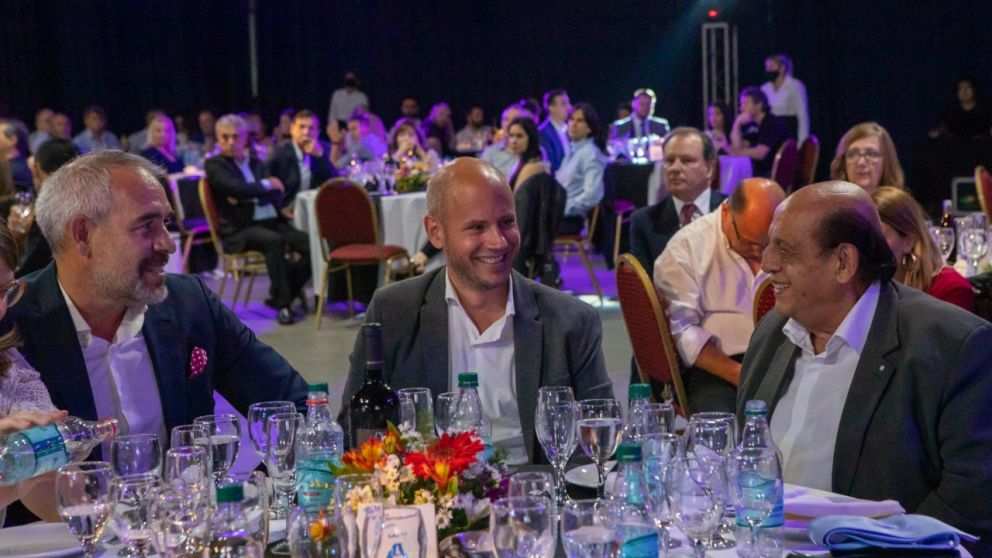 Woyecheszen, Merediz y Mussi, en una cena con pymes