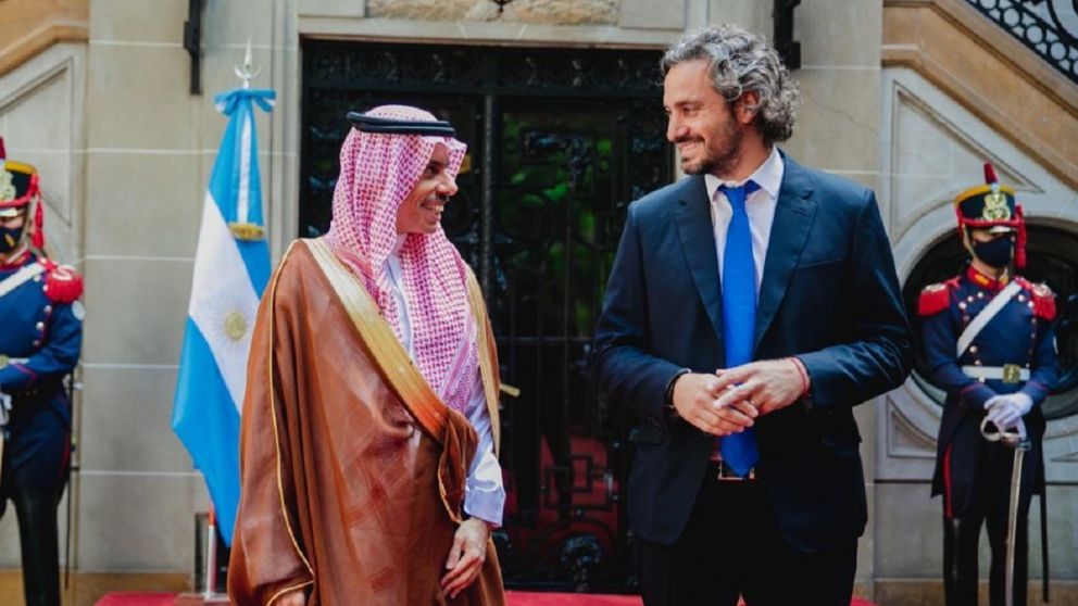 Cafiero recibió a su par saudita, Su Alteza el Príncipe Faisal Bin Farhan Al Saud