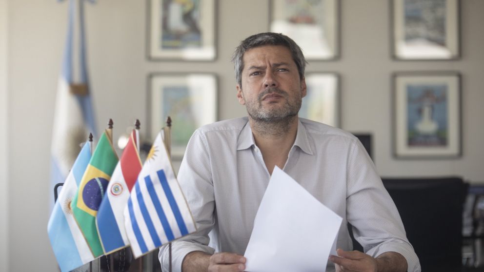 Lammens defendió el cepo a los viajes al exterior, pero le buscará "alternativas"