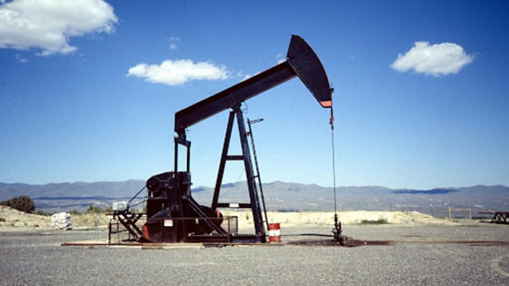 La producción del petróleo en octubre superó en un 1,5% a la equivalente al mes de septiembre