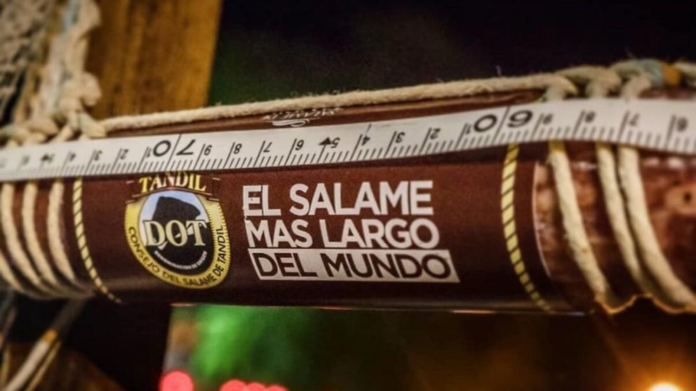 ¿Cuánto mide el salame más largo del mundo?
