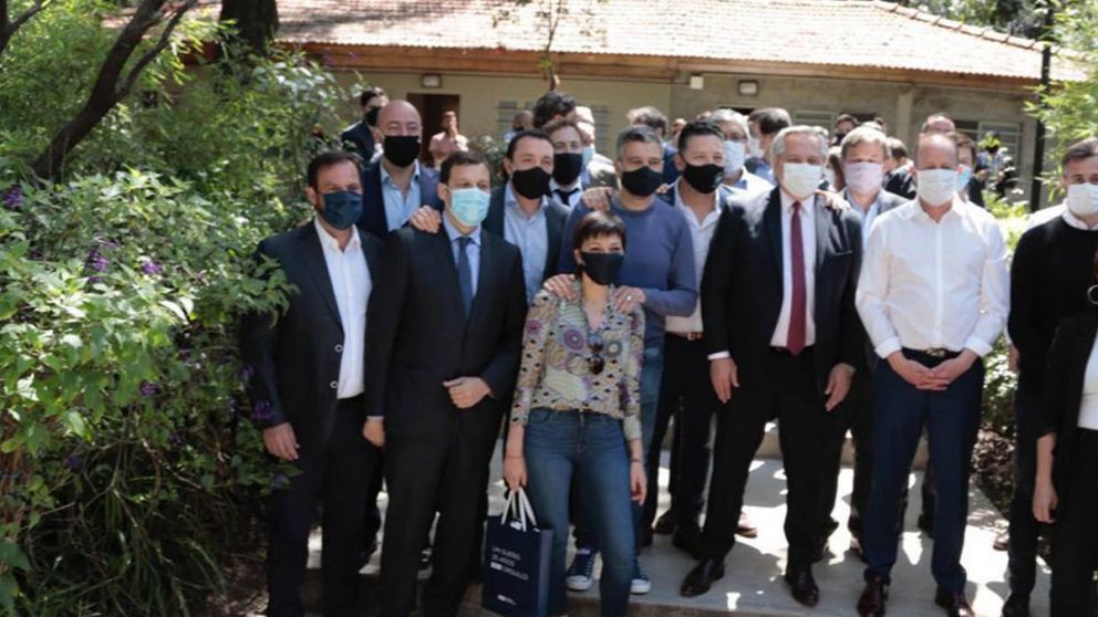 Alberto se mostró de acuerdo en apoyar las reelecciones indefinidas de los intendentes bonaerenses