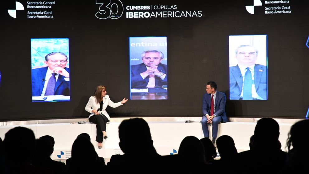 El Presidente recordó que Argentina presentó en diversos foros internacionales “iniciativas para impulsar el acceso a financiamiento externo en la emergencia”