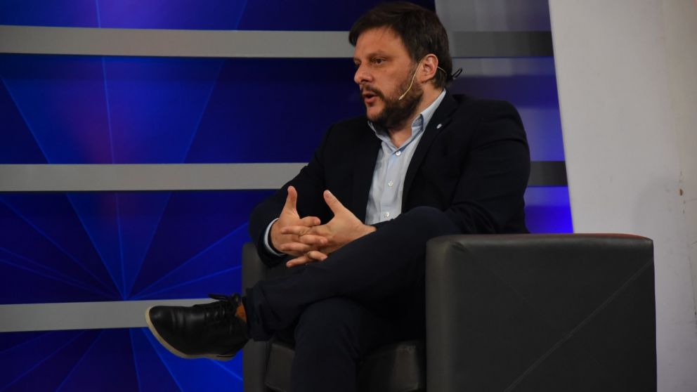 Santoro: "Tuve virajes políticos, pero nunca ideológicos"