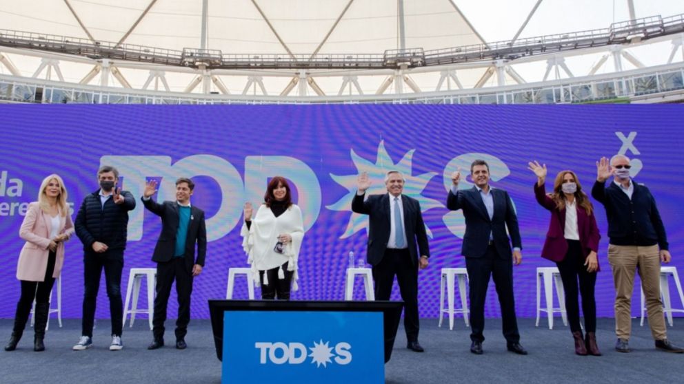 Esperanzados en recuperar votos, el Frente de Todos cerrará el jueves su campaña en Merlo