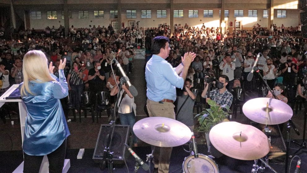 Fernando Espinoza en el Día de las Iglesias Evangélicas: “Tomamos la decisión política de acompañar a todos los sectores”