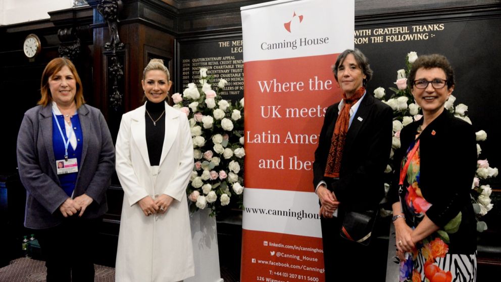 El encuentro se realizó en Canning House que busca estrechar lazos entre Argentina y Reino Unido