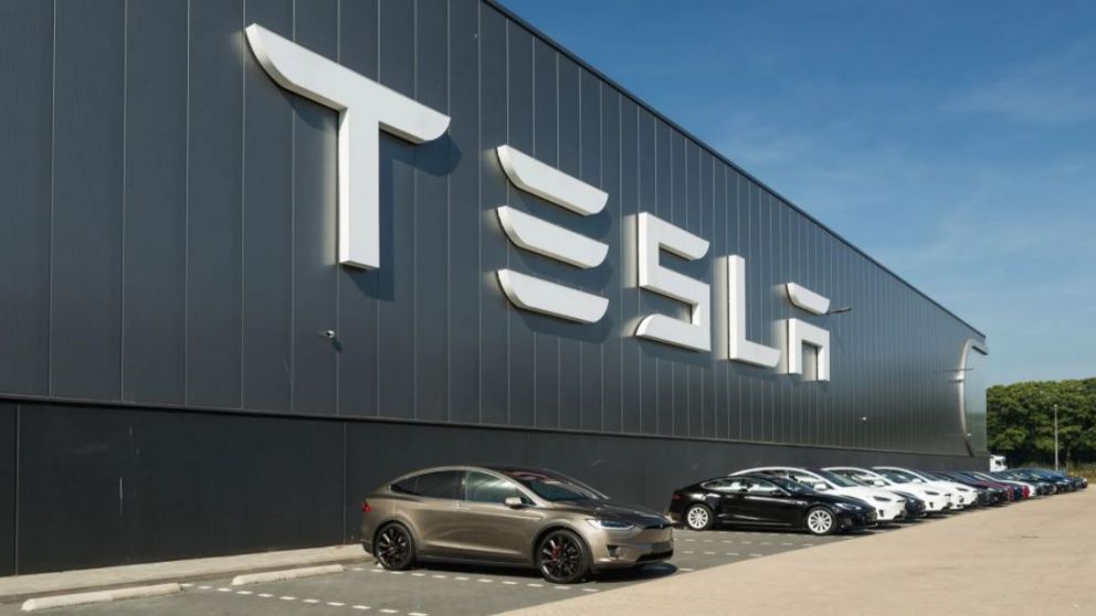 Las acciones de Tesla ya superaron la barrera de los 1.000 dólares