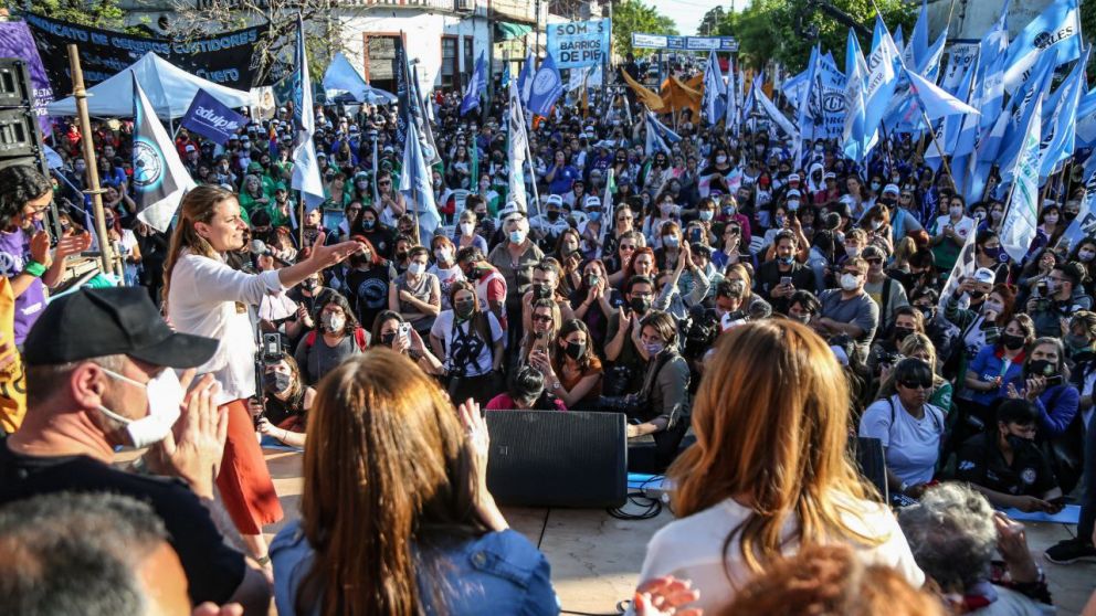 El 16 de octubre en Berisso las mujeres sindicalistas de todas las centrales coincidieron en una convocatoria masiva