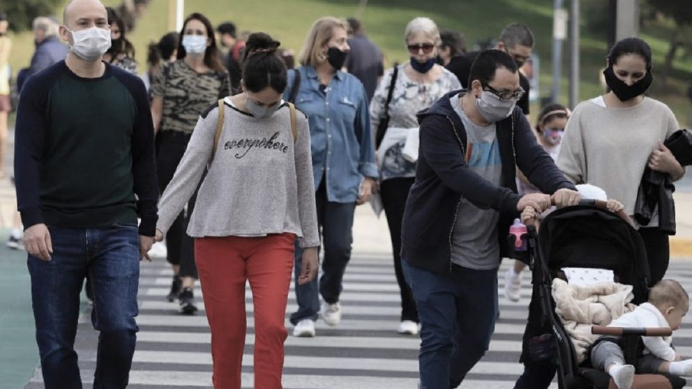 Según cifras oficiales, hay 10 millones de bonaerenses con el esquema de vacunación completo