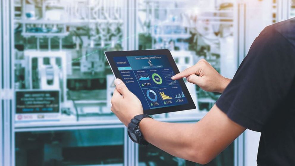 El mercado laboral de las industrias del conocimiento compensa la fuga de talento