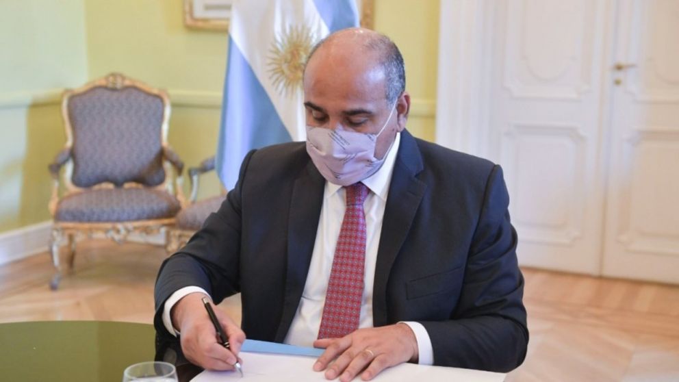 El Gobierno congeló los precios de casi 1500 productos por 90 días