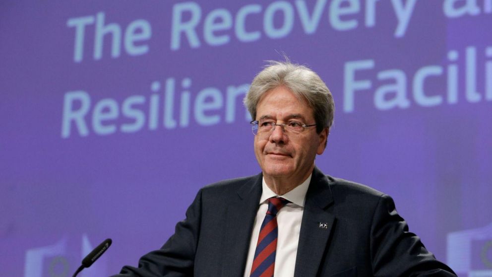 Gentiloni advirtió por los elevados niveles de deuda que quedarán tras la pandemia