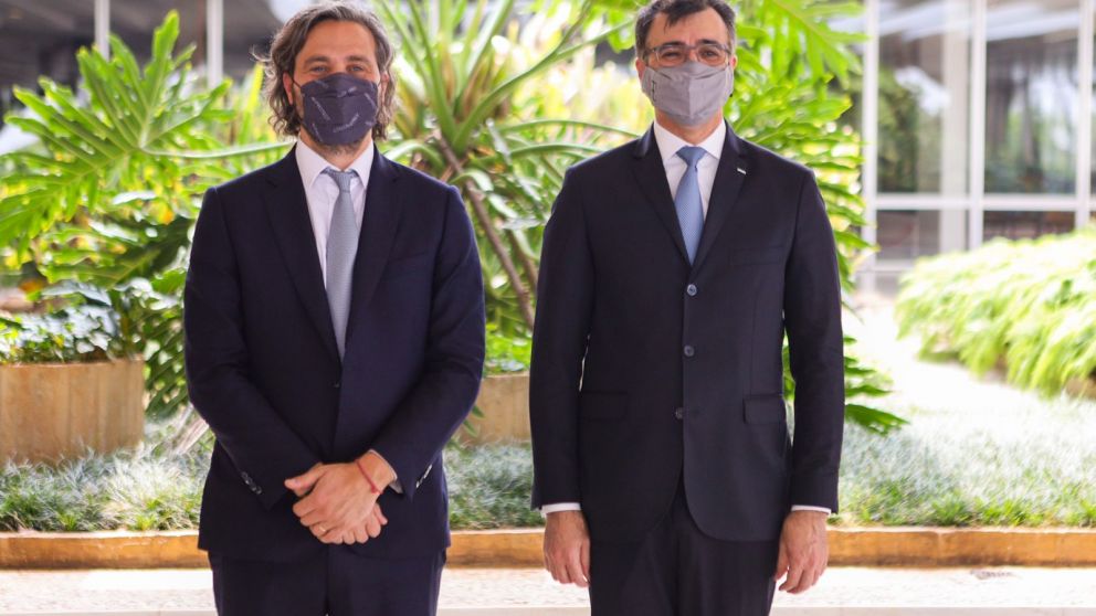 Cafiero y França se reunieron en el Palacio de Itamaraty, en Brasilia