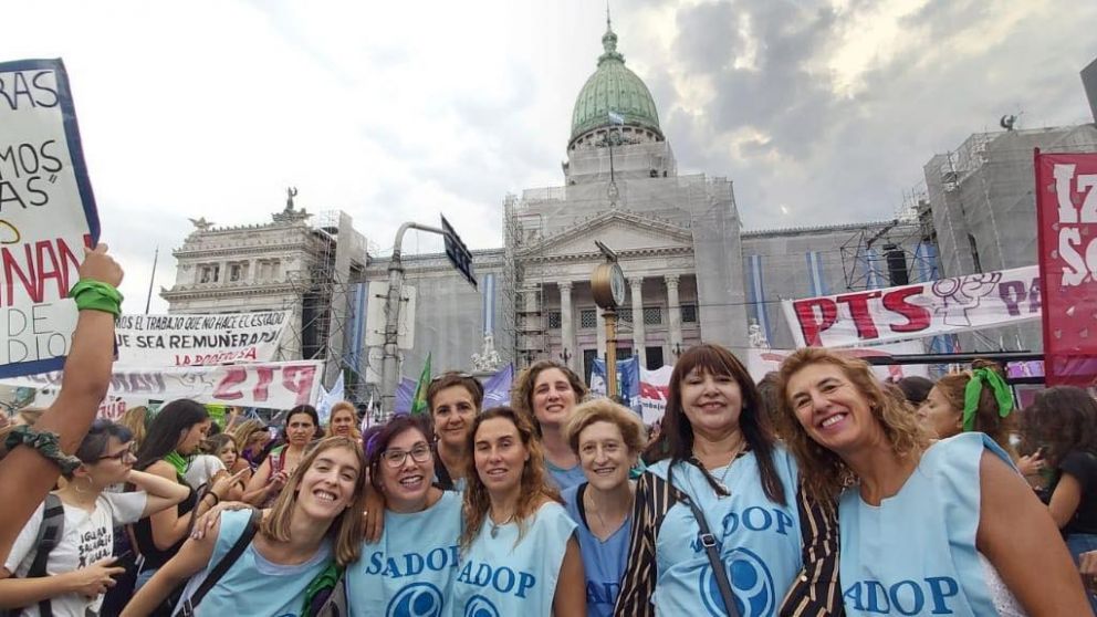 "Las mujeres también tenemos una agenda para decir, camino a la nueva CGT", proclamaron en la convocatoria